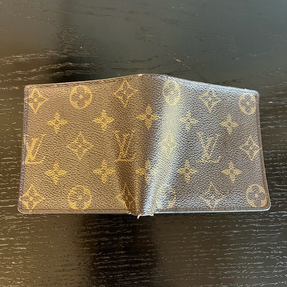Vintage Men’s Louis Vuitton wallet - Picture 4 of 9